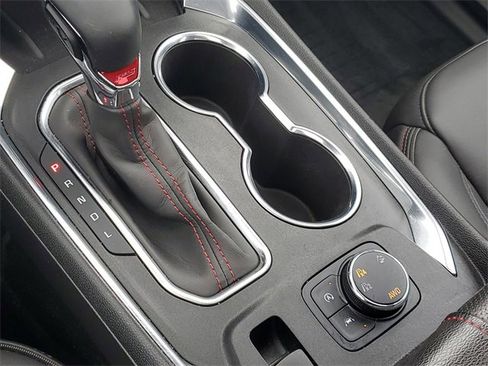 Certified 2023 Chevrolet Traverse RS image 31