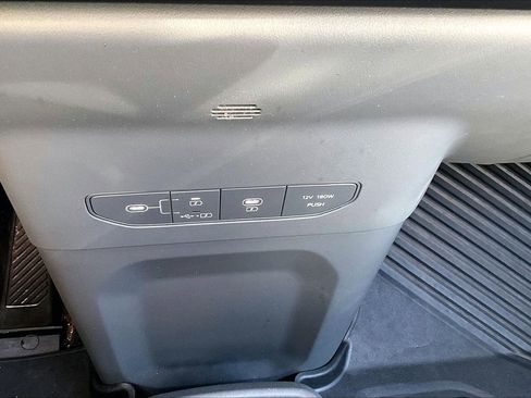 Used 2024 Kia EV9 Light Long Range image 16