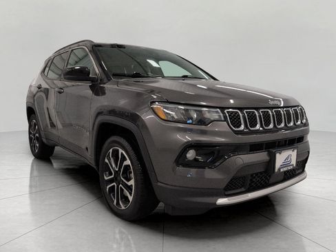 Used 2023 Jeep Compass Limited AWD/4WD image 1