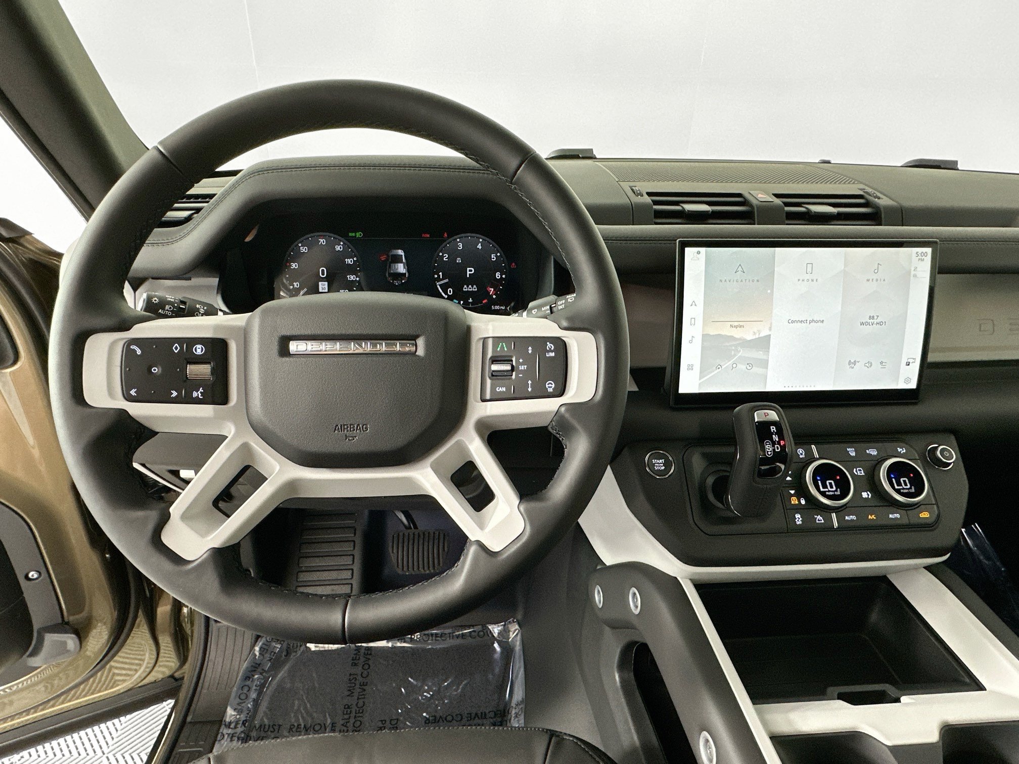 Certified 2025 Land Rover Defender 110 S AWD/4WD image 11