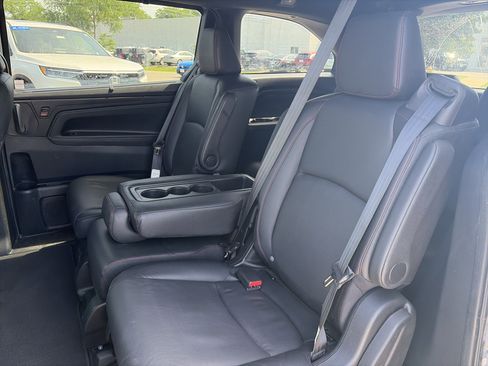 Used 2024 Honda Odyssey Sport image 18