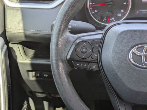 Used 2022 Toyota RAV4 LE w/ Carpet Mat Package (TMS) FWD image 23