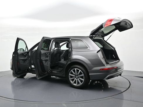 Used 2019 Audi Q7 3.0T Premium AWD/4WD image 24