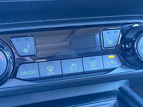 New 2026 Nissan Kicks SV w/ SV Premium Package image 18