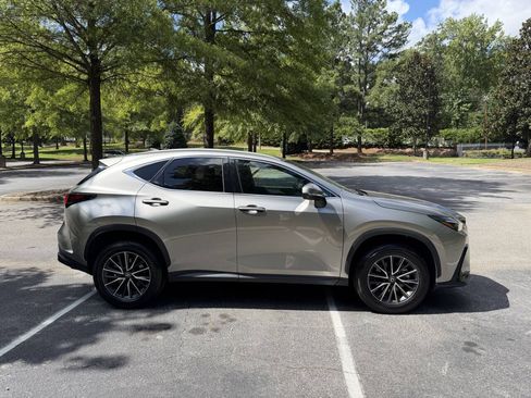 Used 2024 Lexus NX 250 FWD w/ Cold Area Package image 4