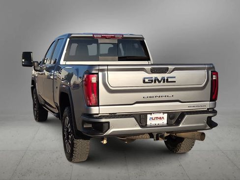 Used 2025 GMC Sierra 2500 Denali Ultimate w/ Max Trailering Package AWD/4WD image 7