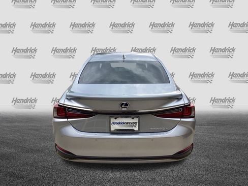 New 2025 Lexus ES 300h F Sport image 8