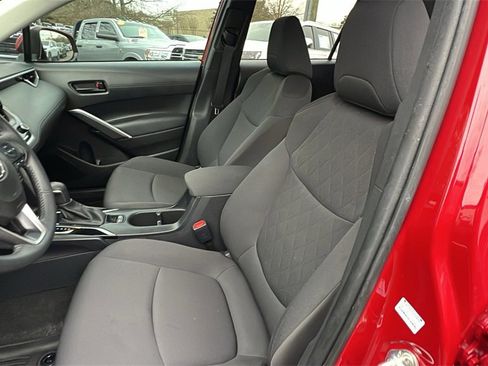 Used 2023 Toyota Corolla Cross LE image 14