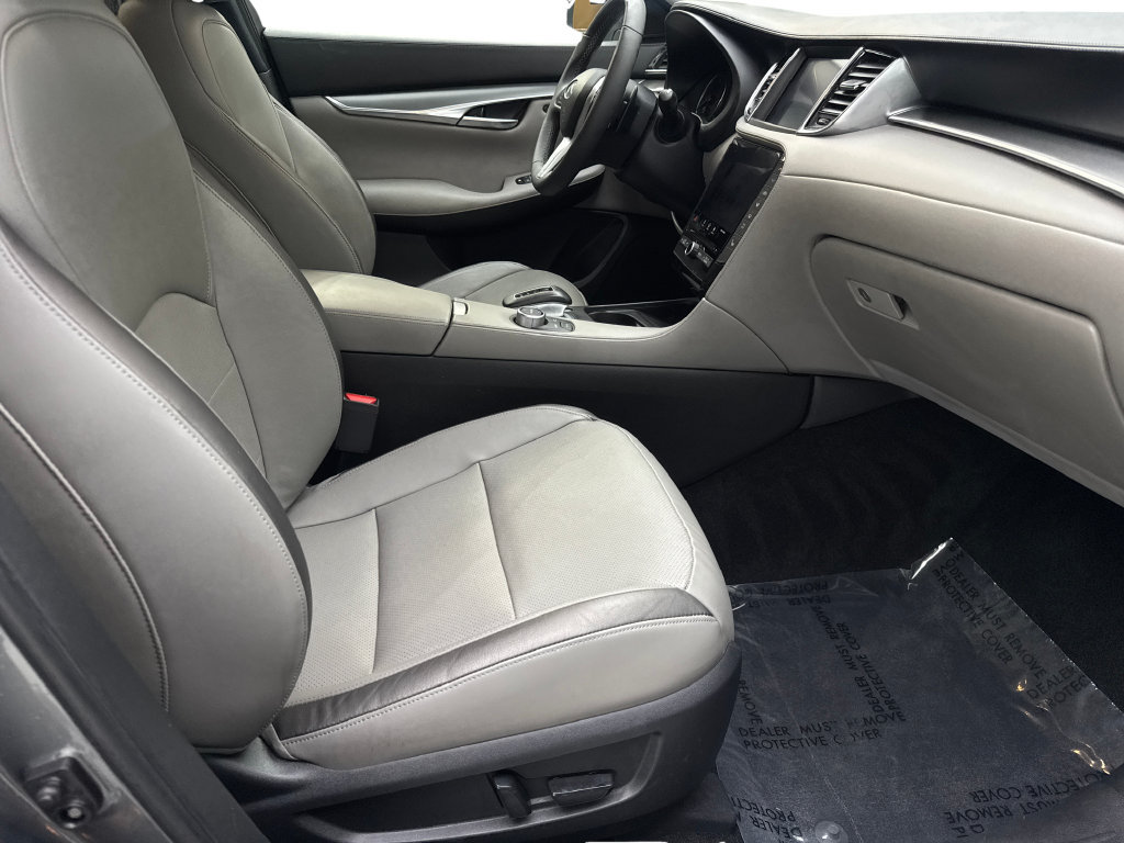 Used 2023 INFINITI QX50 Luxe FWD image 46