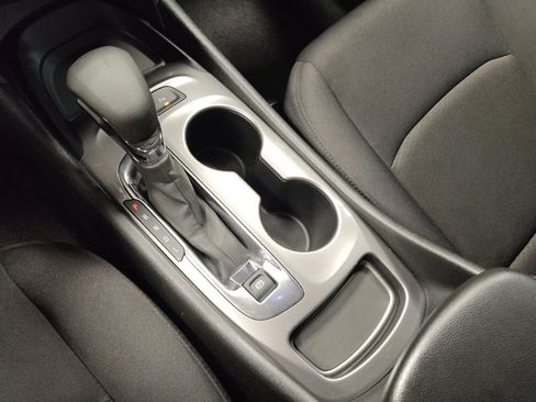 Used 2025 Chevrolet Malibu LS FWD image 26