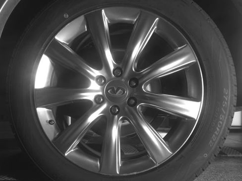 Used 2014 INFINITI QX80 4WD w/ Deluxe Touring Package image 10