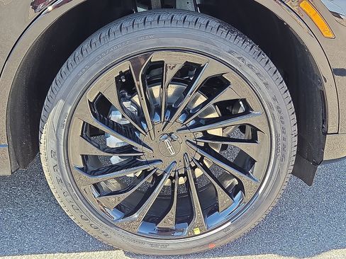 New 2026 Lincoln Aviator Reserve image 7