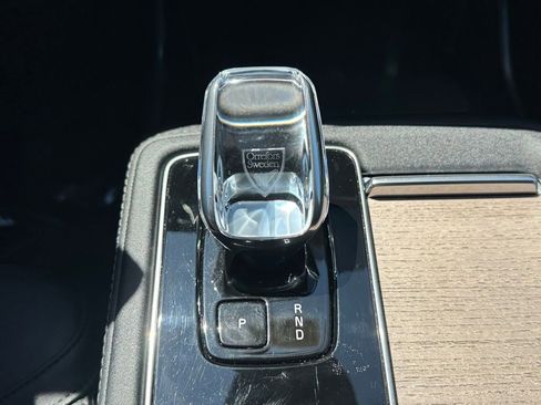 Used 2025 Volvo XC90 B6 Plus AWD/4WD image 33