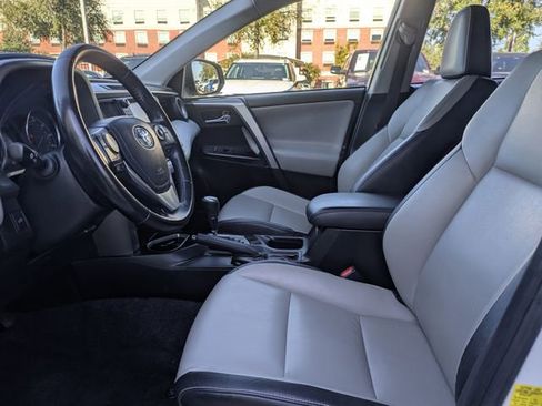 Used 2016 Toyota RAV4 Limited image 25