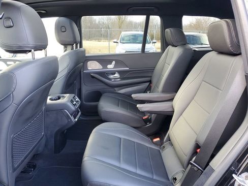 Used 2025 Mercedes-Benz GLS 450 GLS 450 image 28
