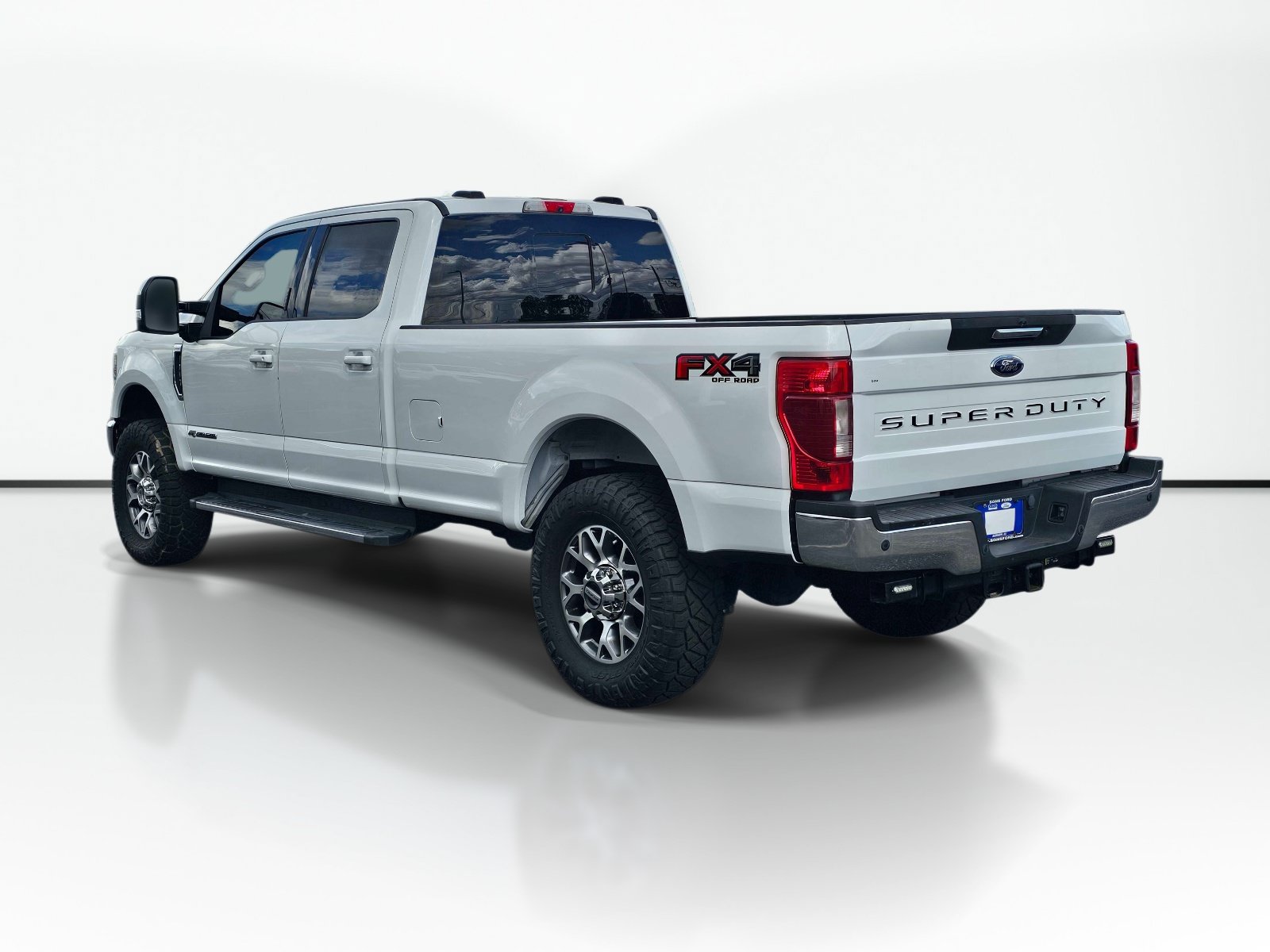 Used 2022 Ford F350 Lariat w/ Lariat Value Package AWD/4WD image 7