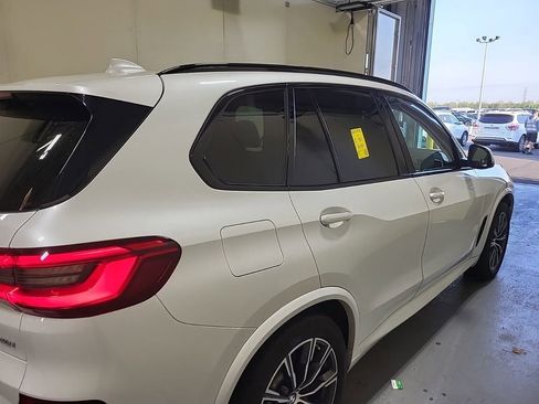 Used 2019 BMW X5 xDrive40i AWD/4WD image 2