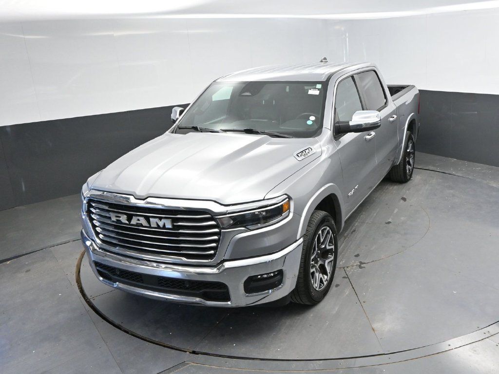 Used 2025 RAM 1500 Laramie AWD/4WD image 23
