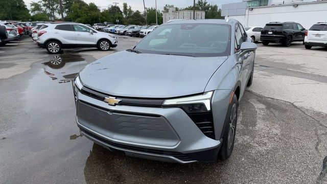 Used 2024 Chevrolet Blazer EV LT AWD/4WD image 5