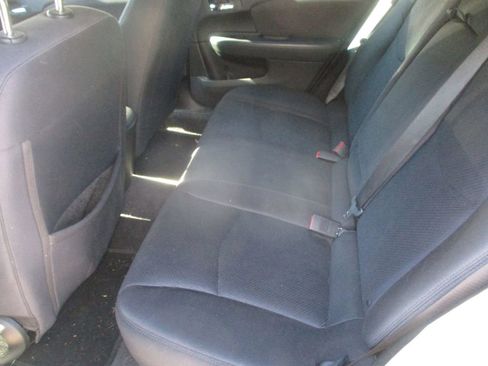 Used 2013 Chrysler 200 LX image 6