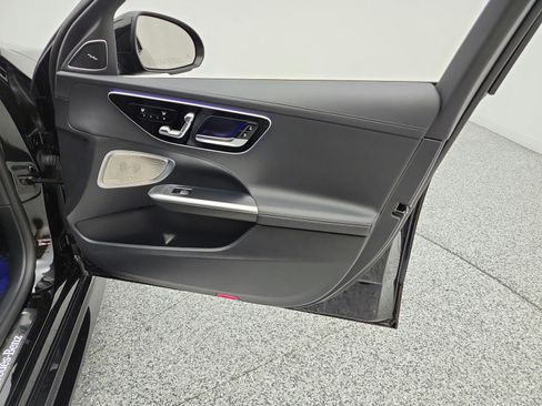 Used 2024 Mercedes-Benz C 300 Sedan image 21