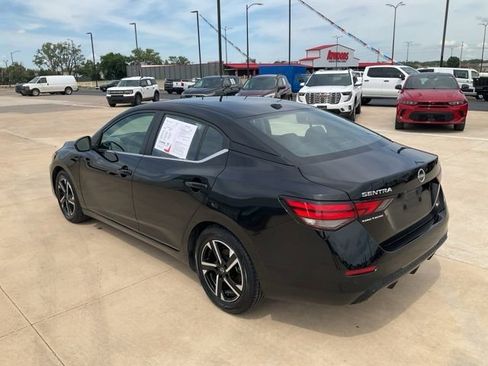Used 2024 Nissan Sentra SV FWD image 29