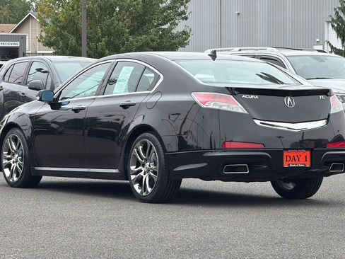 Used 2010 Acura TL w/ Technology Package FWD image 7