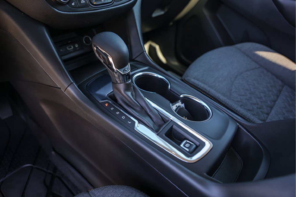 Used 2022 Chevrolet Equinox LT FWD image 22