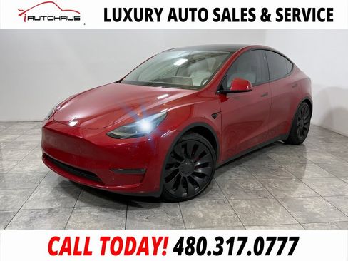Used 2023 Tesla Model Y Long Range image 1