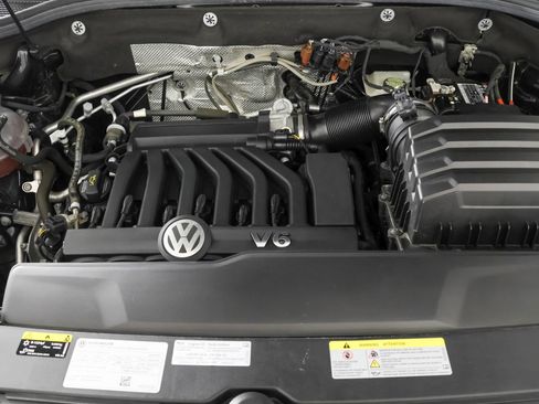 Used 2023 Volkswagen Atlas SEL AWD/4WD image 52