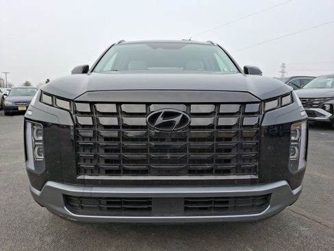Used 2024 Hyundai Palisade Limited image 2