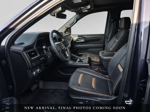 Used 2024 GMC Yukon AT4 w/ AT4 Premium Plus Package AWD/4WD image 12
