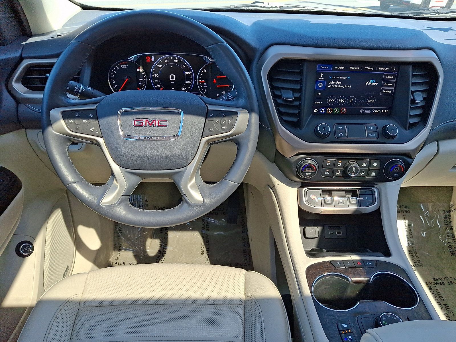 Used 2020 GMC Acadia Denali AWD/4WD image 8