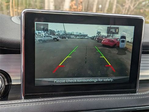 Used 2022 Lincoln Corsair FWD w/ Premium Package image 23