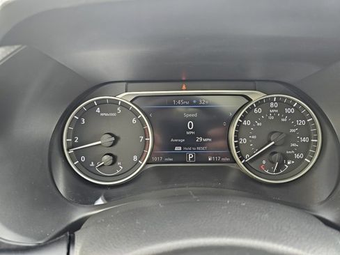 Used 2025 Nissan Sentra SR w/ SR Premium Package image 26