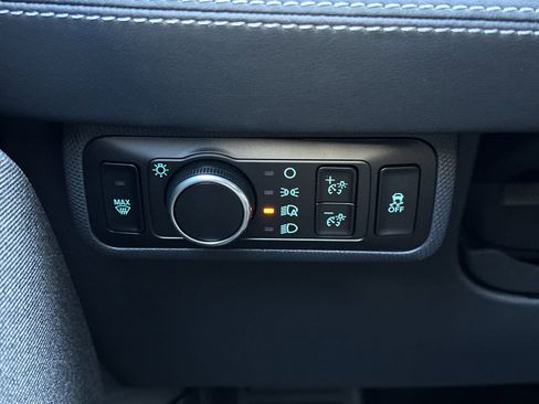 New 2025 Ford Mustang Mach-E Premium AWD/4WD image 33