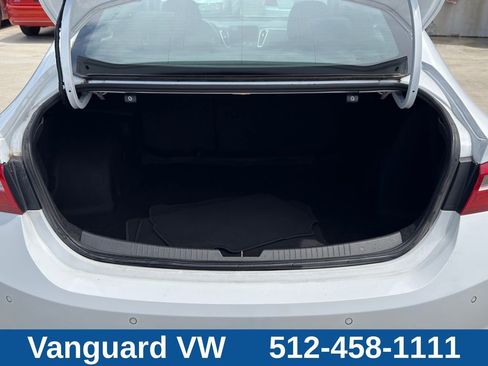 Used 2023 Chevrolet Malibu LT w/ Driver Confidence Package FWD image 9