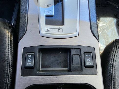 Used 2013 Subaru Legacy 2.5i Limited w/ Popular Pkg 2 AWD/4WD image 20