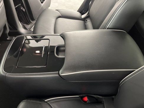 Used 2023 INFINITI QX80 Premium Select w/ Cargo Package image 40