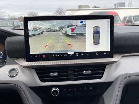 New 2026 Ford Explorer Active w/ Active Comfort Package image 19