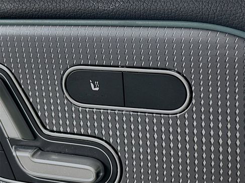 Certified 2022 Mercedes-Benz GLB 250 image 18