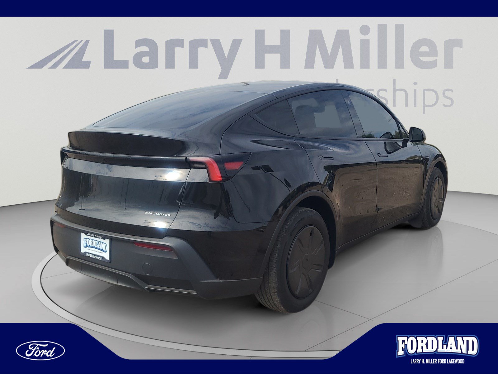 Used 2026 Tesla Model Y Long Range AWD/4WD image 5