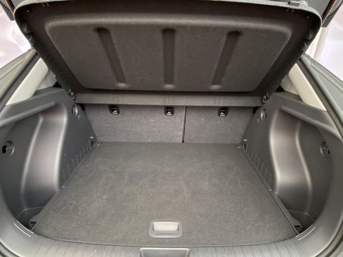 Used 2025 Hyundai Kona SEL FWD image 14