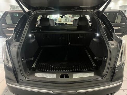 Used 2024 Cadillac XT5 Sportv w/ Platinum Package image 10