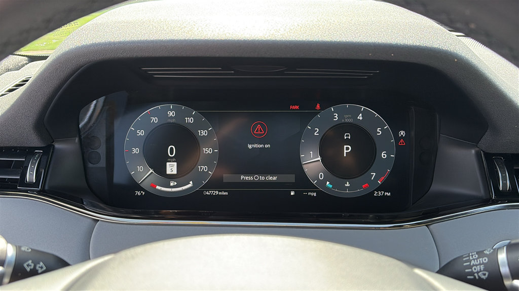 Certified 2023 Land Rover Range Rover Evoque R-Dynamic SE AWD/4WD image 19