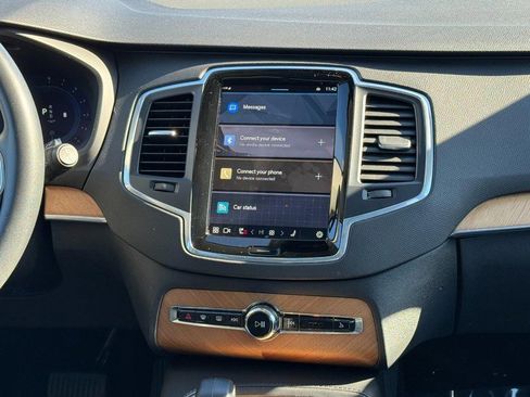 Used 2023 Volvo XC90 B6 Core w/ Protection Package Premier image 14