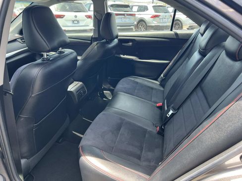 Used 2017 Toyota Camry XSE w/ Moonroof Package FWD image 22