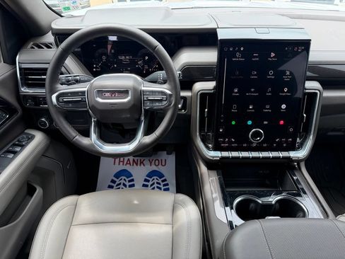 Used 2025 GMC Yukon Elevation w/ LPO, Floor Liner Package RWD image 15