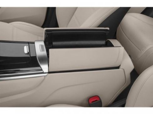 Used 2024 Mercedes-Benz GLC 300 image 14