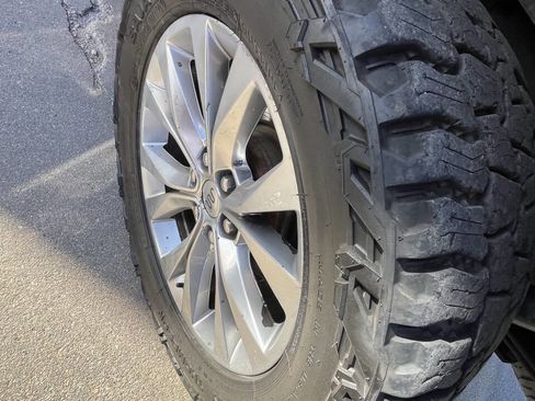 Used 2015 Ford F150 King Ranch w/ Equipment Group 601A Luxury image 20